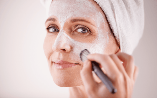 Routine visage après 40 ans : 3 gestes simples - Glowyritual.com